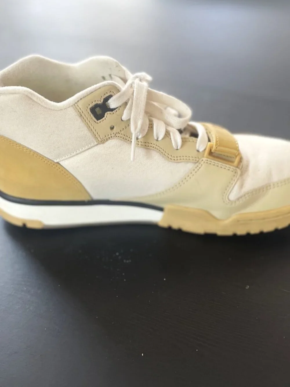 Nike Men’s Air Trainer Shoes Size 9 Coconut Milk DV7201-100